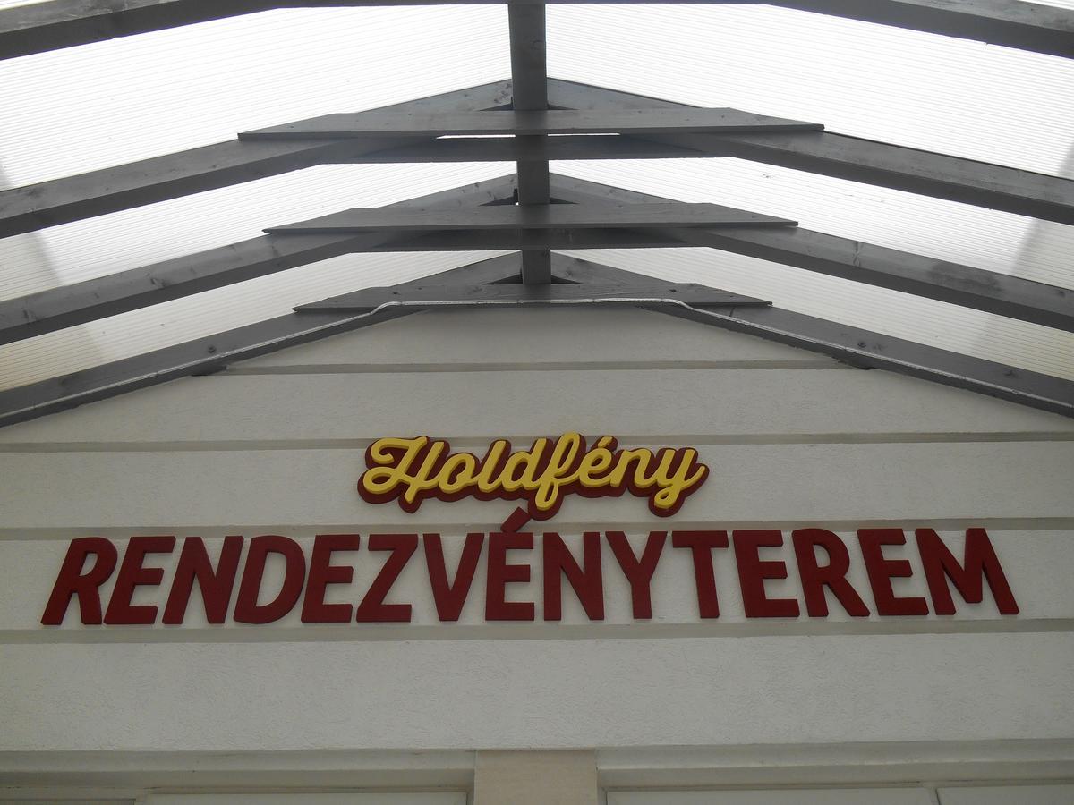 Holdfeny Hotel Forro Exterior foto